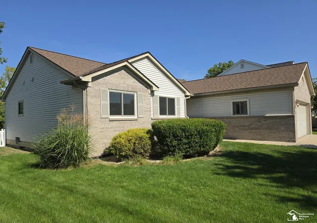 Photo 2 of Single family home for sale at 4067 Stone Post Rd, Newport, MI 48166 | MLS# 57050220304 | Listing updated on 2026-09-15