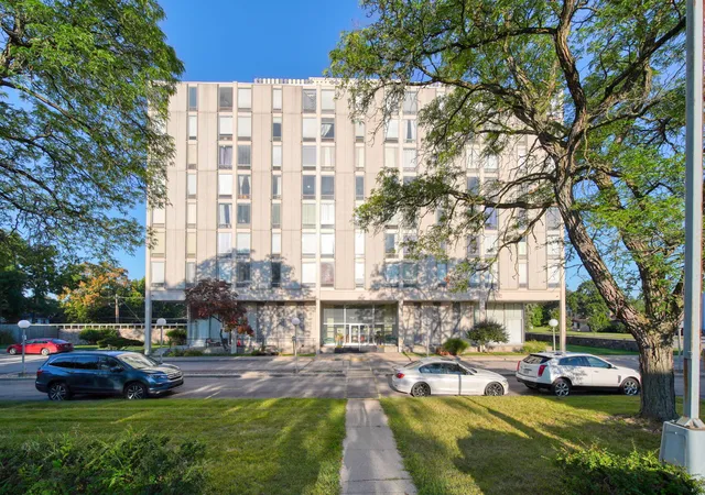 Photo 1 of Condo for sale at 715 W Michigan Ave #404, Jackson, MI 49201 | MLS# 55026046124 | Listing updated on 2026-09-01