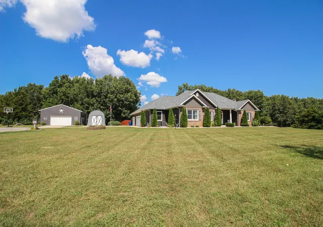 Photo 2 of Single family home for sale at 17700 Brad Ln, Three Rivers, MI 49093 | MLS# 68026046129 | Listing updated on 2026-08-31