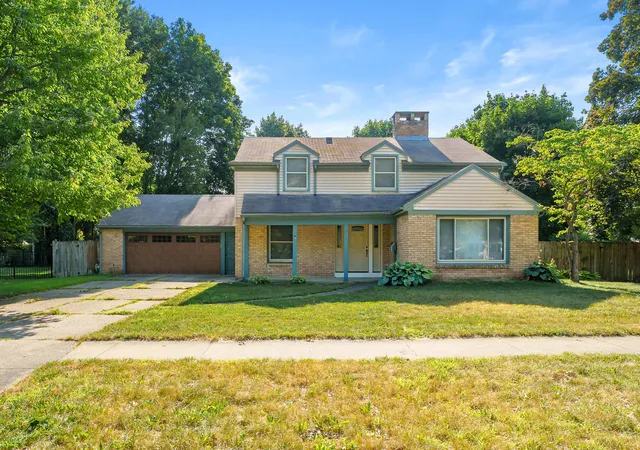 Photo 1 of Single family home for sale at 907 East St, Three Rivers, MI 49093 | MLS# 66026046128 | Listing updated on 2026-08-31