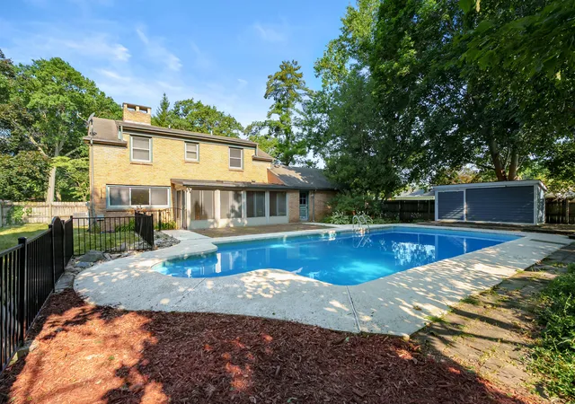 Photo 2 of Single family home for sale at 907 East St, Three Rivers, MI 49093 | MLS# 66026046128 | Listing updated on 2026-08-31