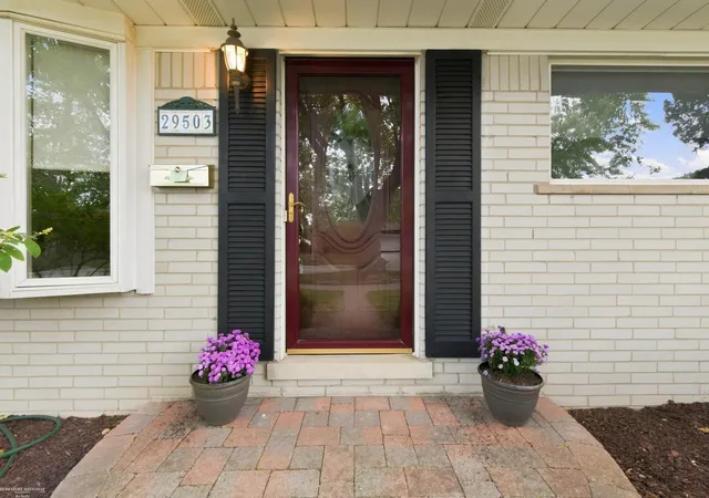 Photo 2 of Single family home for sale at 29503 Dover Ave, Warren, MI 48088 | MLS# 58050220310 | Listing updated on 2026-09-16