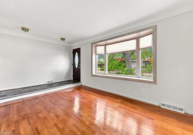 Photo 3 of Single family home for sale at 29503 Dover Ave, Warren, MI 48088 | MLS# 58050220310 | Listing updated on 2026-09-16