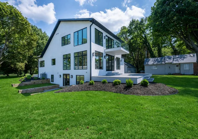 Photo 3 of Single family home for sale at 2475 Cedar Path, Saint Joseph, MI 49085 | MLS# 69026046136 | Listing updated on 2026-09-04