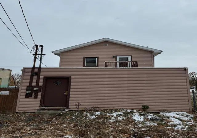 Photo 1 of Single family home for sale at 710 S Martin Luther King Jr Dr, Jackson, MI 49203 | MLS# 20261069788 | Listing updated on 2026-09-16