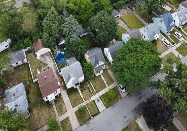 Photo 3 of Single family home for sale at 8292 Brace St, Detroit, MI 48228 | MLS# 58050220312 | Listing updated on 2026-08-31