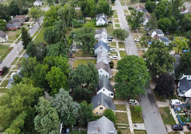Photo 4 of Single family home for sale at 8292 Brace St, Detroit, MI 48228 | MLS# 58050220312 | Listing updated on 2026-08-31