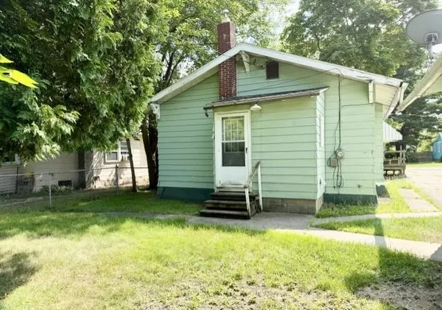 Photo 3 of Single family home for sale at 1315 Plum, Alma, MI 48801 | MLS# 79080073051 | Listing updated on 2026-09-05