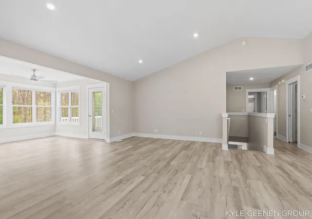 Listing Photo 3 - Condo for sale in building located at 1448 E Addison Wy, Muskegon, MI 49445