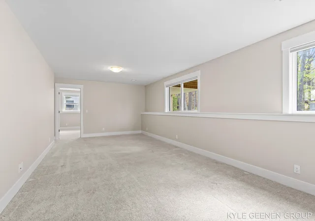 Listing Photo 4 - Condo for sale in building located at 1448 E Addison Wy, Muskegon, MI 49445