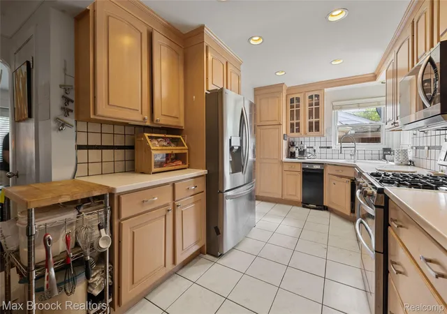Photo 3 of Single family home for sale at 18135 Kinross Ave, Beverly Hills, MI 48025 | MLS# 20261069806 | Listing updated on 2026-09-13