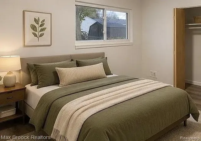 Photo 3 of Single family home for sale at 11268 Dodge Ave, Warren, MI 48089 | MLS# 20261069835 | Listing updated on 2026-09-11