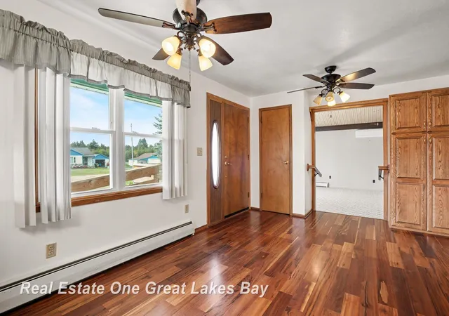 Photo 4 of Single family home for sale at 3822 Worth Rd, Pinconning, MI 48650 | MLS# 61050220324 | Listing updated on 2026-09-01