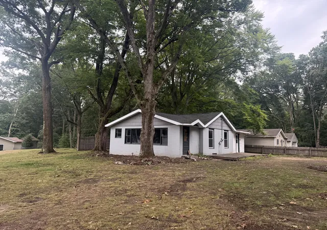 Photo 3 of Single family home for sale at 10622 Round Lake Dr, Mecosta, MI 49332 | MLS# 72026046165 | Listing updated on 2026-09-01