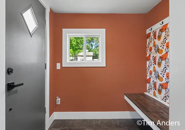 Photo 3 of Single family home for sale at 307 S East St, Saint Louis, MI 48880 | MLS# 65026046168 | Listing updated on 2026-09-09
