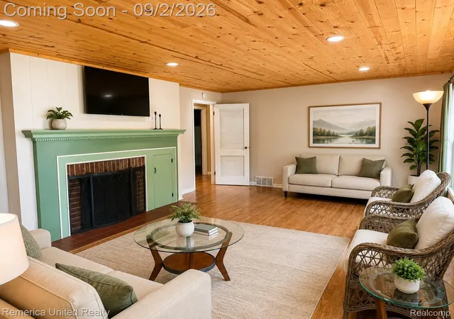 Photo 4 of Single family home for sale at 601 Morgan St, Petoskey, MI 49770 | MLS# 20261069858 | Listing updated on 2026-09-02