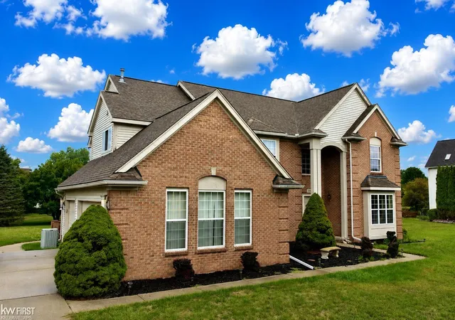 Photo 3 of Single family home for sale at 2295 Hidden Forest Dr, Grand Blanc, MI 48439 | MLS# 5050220333 | Listing updated on 2026-08-31