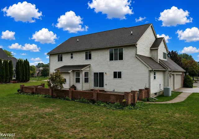 Photo 3 of Single family home for sale at 2295 Hidden Forest Dr, Grand Blanc, MI 48439 | MLS# 5050220333 | Listing updated on 2026-08-31