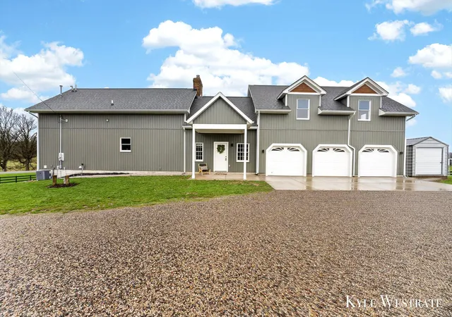 Photo 3 of Single family home for sale at 8977 2 Mile Rd Ne, Ada, MI 49301 | MLS# 65026046187 | Listing updated on 2026-08-31