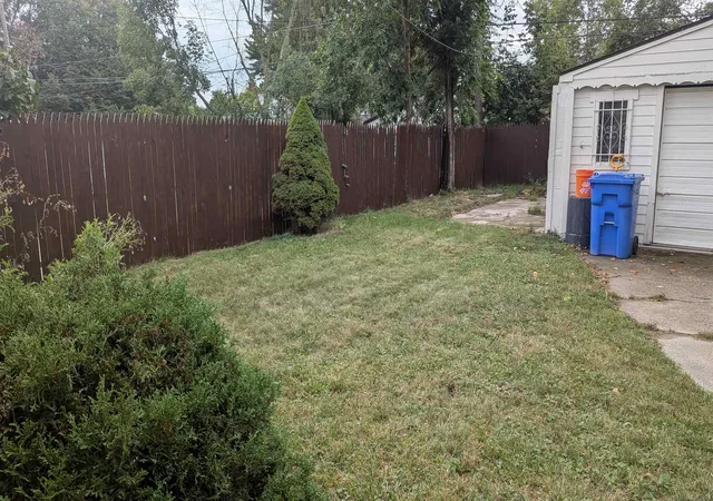 Photo 13 of Single family home for sale at 8708 Jewett Ave, Warren, MI 48089 | MLS# 58050220344 | Listing updated on 2026-10-22