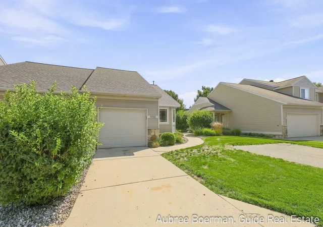 Photo 2 of Condo for sale at 6440 Stoney Crk Ct, Hudsonville, MI 49426 | MLS# 71026046190 | Listing updated on 2026-09-09