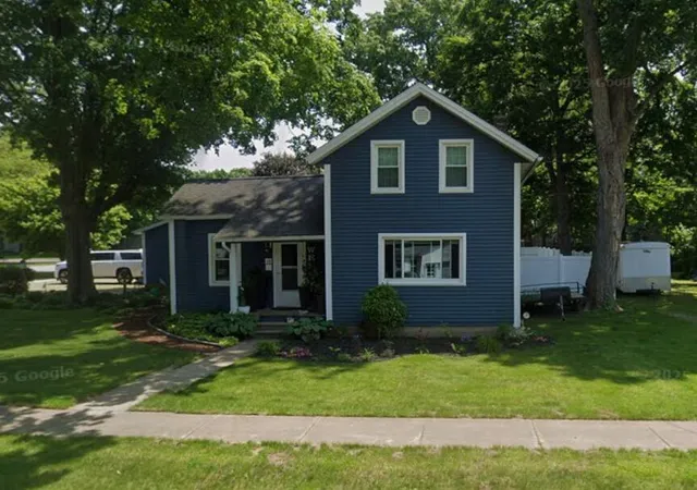 Photo 1 of Sale Pending at 230 E Vienna St, Schoolcraft, MI 49087 | MLS# 66026046193 | Listing updated on 2026-08-31