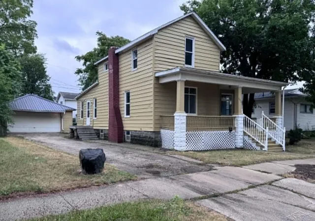 Photo 2 of Multi family home for sale at 504 N Monroe St, Bay City, MI 48708 | MLS# 61050220347 | Listing updated on 2026-08-31