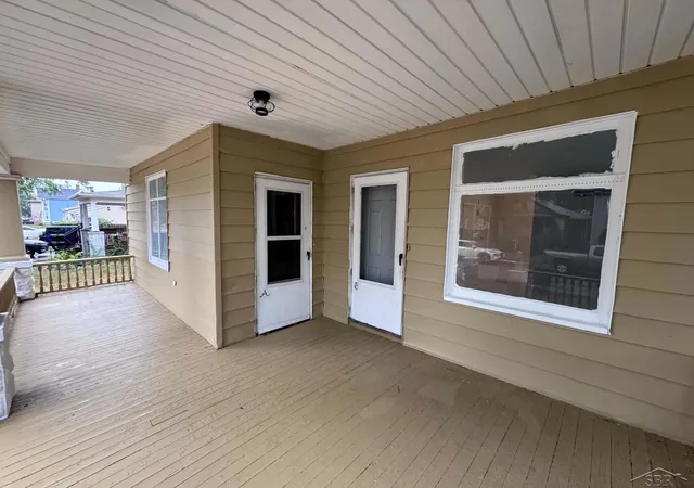 Listing Photo 5 - Condo for sale in building located at 504 N Monroe St, Bay City, MI 48708