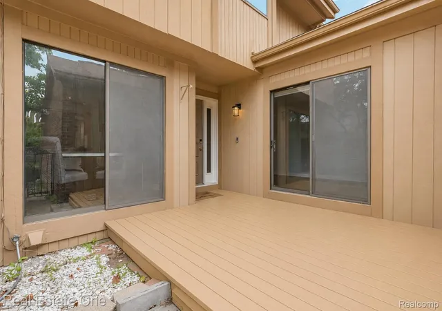 Photo 2 of Condo for sale at 5345 Wright Way W, West Bloomfield, MI 48322 | MLS# 20261069950 | Listing updated on 2026-09-06