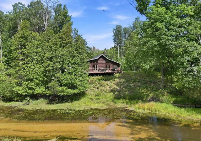 Photo 1 of Single family home for sale at 9909 W Lotan Rd, Lake City, MI 49651 | MLS# 78080073065 | Listing updated on 2026-09-03