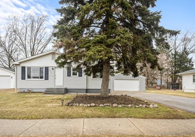 Photo 1 of Sale Pending at 3715 Grant St, Hudsonville, MI 49426 | MLS# 65026046215 | Listing updated on 2026-09-05