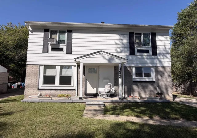 Photo 3 of Single family home for sale at 3626 Farnum St, Inkster, MI 48141 | MLS# 58050220370 | Listing updated on 2026-09-11