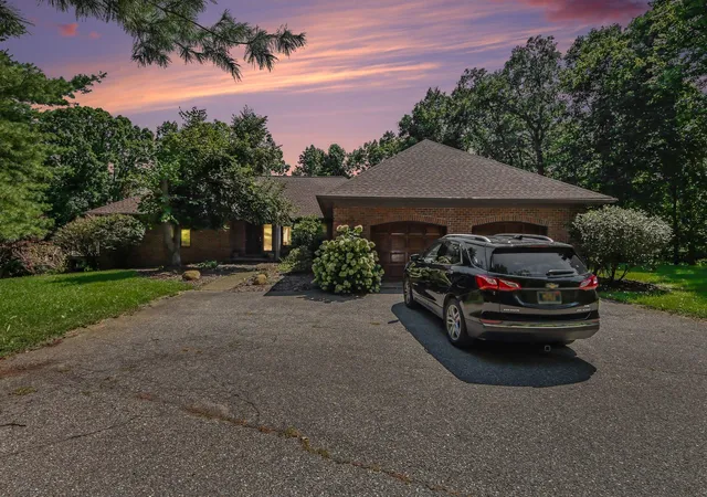Photo 2 of Single family home for sale at 5075 Spring Ridge Dr Ne, Ada, MI 49301 | MLS# 72026046226 | Listing updated on 2026-09-01