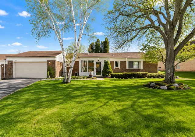 Photo 1 of Condo for sale at 5327 Fairway Ct, West Bloomfield, MI 48323 | MLS# 81026046234 | Listing updated on 2026-09-06