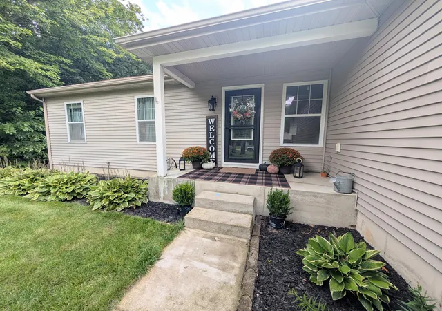 Photo 4 of Single family home for sale at 3230 Sarah Cir, Twin Lake, MI 49457 | MLS# 71026046236 | Listing updated on 2026-09-10