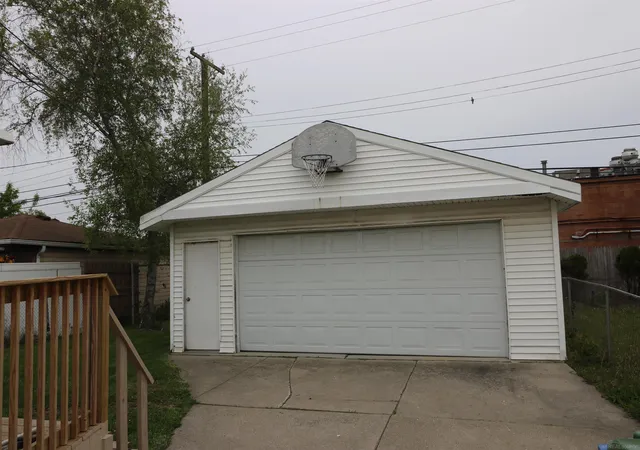Photo 2 of Single family home for sale at 27182 Seyburn Ave, Warren, MI 48092 | MLS# 58050220377 | Listing updated on 2026-09-01