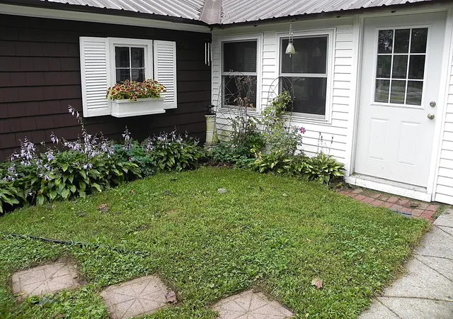 Photo 3 of Single family home for sale at 413 S Monroe St, Sturgis, MI 49091 | MLS# 68026046243 | Listing updated on 2026-09-22