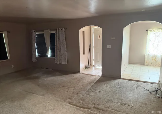 Photo 3 of Single family home for sale at 4176 Walnut St, Inkster, MI 48141 | MLS# 20261070049 | Listing updated on 2026-09-01