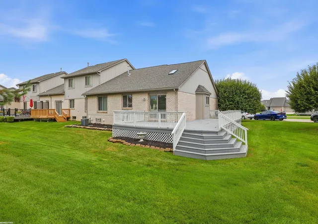 Photo 4 of Condo for sale at 46201 Bentley Cir, Macomb, MI 48044 | MLS# 58050220382 | Listing updated on 2026-09-01