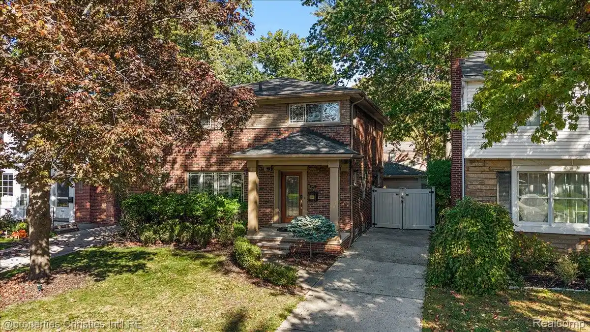 Single family home for sale at 1870 Prestwick Rd, GrossePointeWoodsCity_Wayne, MI 48236 | MLS# 20261070388