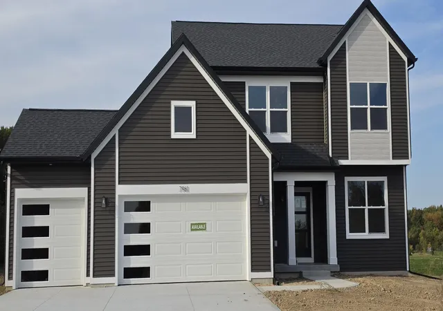 Photo 1 of Single family home for sale at 7961 Loralyn Ct Se #40, Caledonia, MI 49316 | MLS# 65026046575 | Listing updated on 2026-10-30