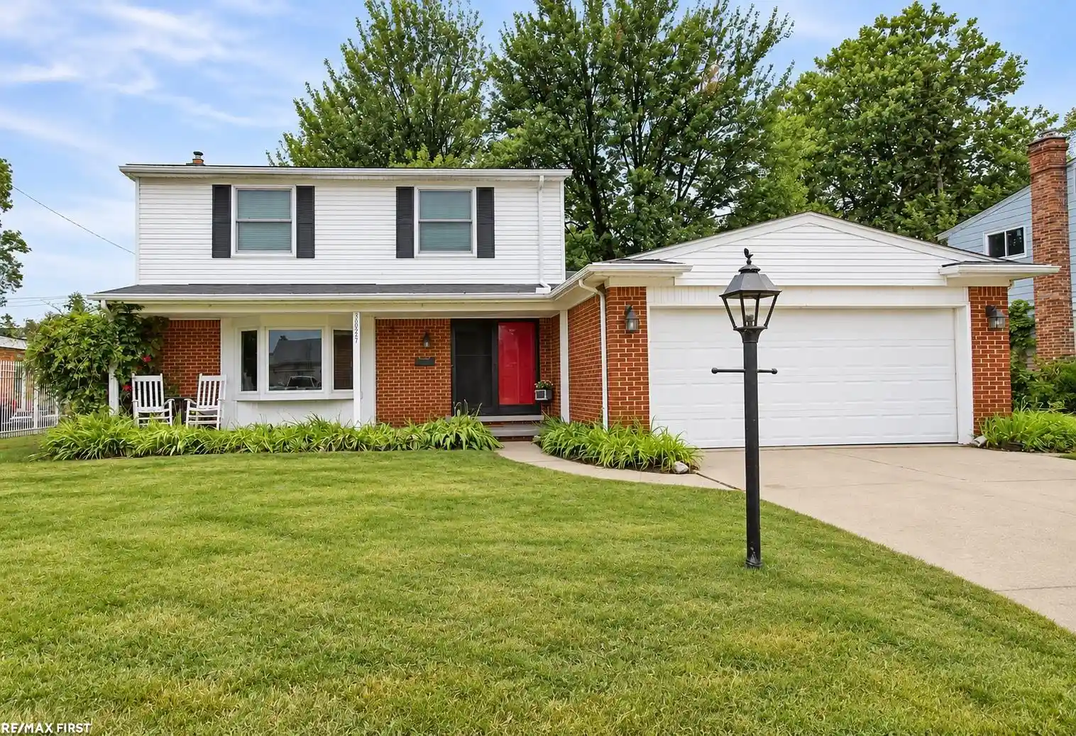 Photo 1 of Single family home for sale at 30827 Scrivo Dr, Warren, MI 48092 | MLS# 58050220621 | Listing updated on 2026-10-19