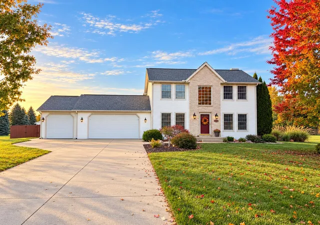 Single family home for sale at 47679 Woodfield Dr, Mattawan, MI 49071 | MLS# 66026046712