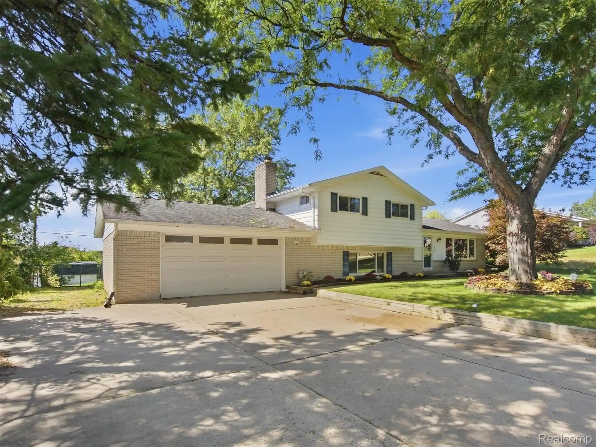 Single family home for sale at 3642 Hi Lure Dr, Lake Orion, MI 48360 | MLS# 20261070968