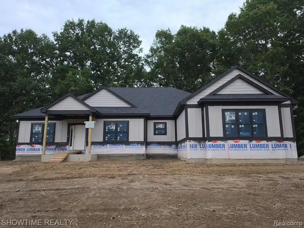 Photo 1 of Single family home for sale at 4095 Metamora Ridge, Metamora Village Lapeer, MI 48455 | MLS# 20261071294 | Listing updated on 2026-09-27
