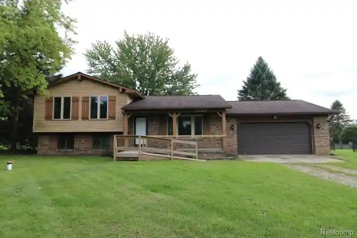 Photo 1 of Sale Pending at 1440 E Sawdust Corners Rd, Lapeer, MI 48446 | MLS# 20261071661 | Listing updated on 2026-09-24