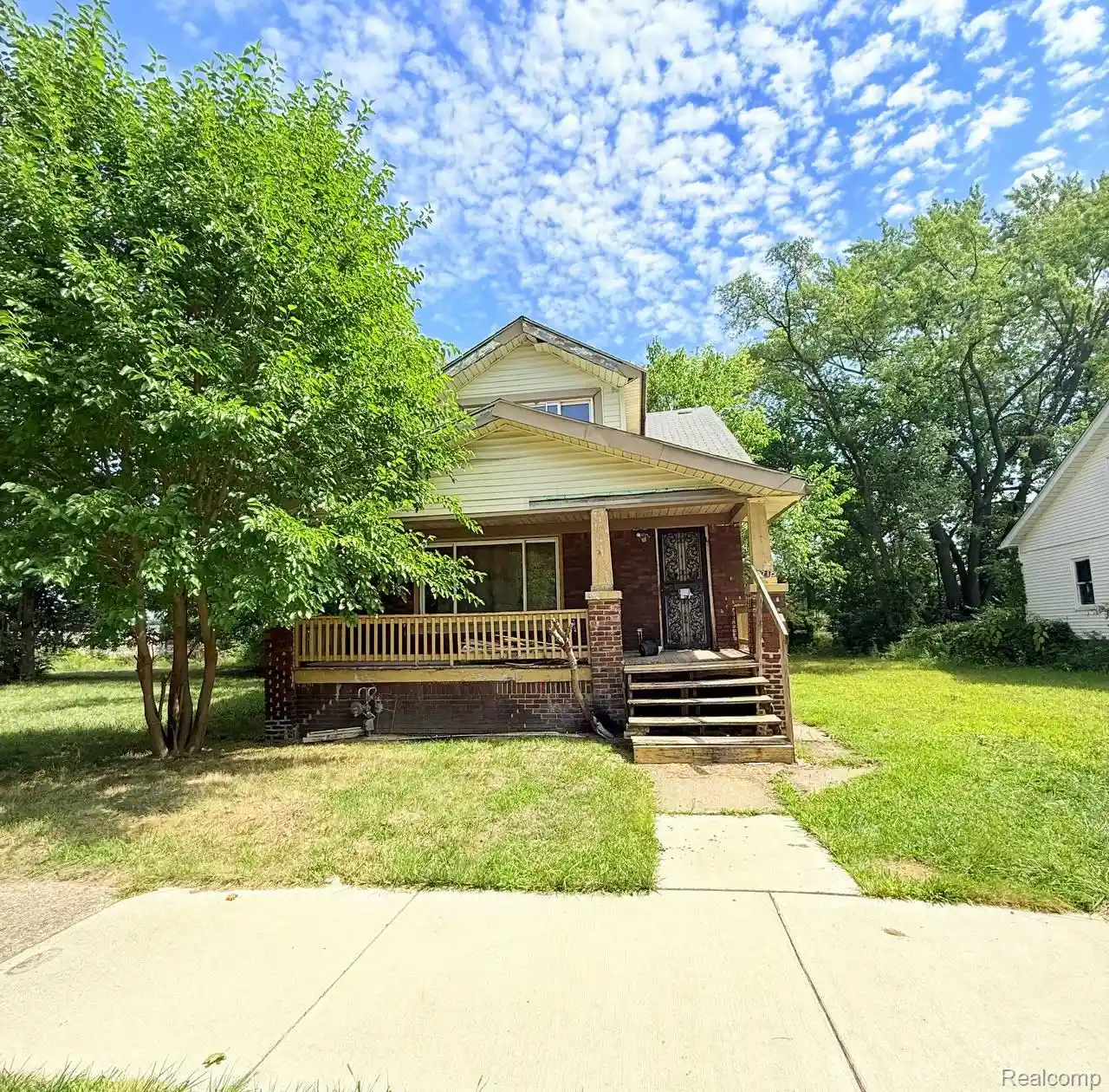 Photo 1 of Sale Pending at 19714 Irvington St, Highland Park, MI 48203 | MLS# 20261071796 | Listing updated on 2026-10-01