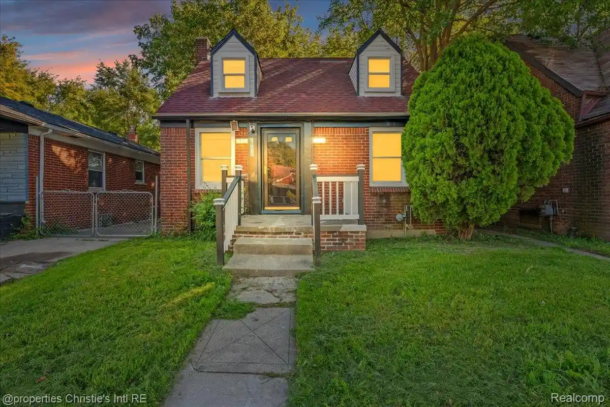 Photo 1 of Single family home for sale at 18638 Barlow St, Detroit, MI 48205 | MLS# 20261071871 | Listing updated on 2026-10-18
