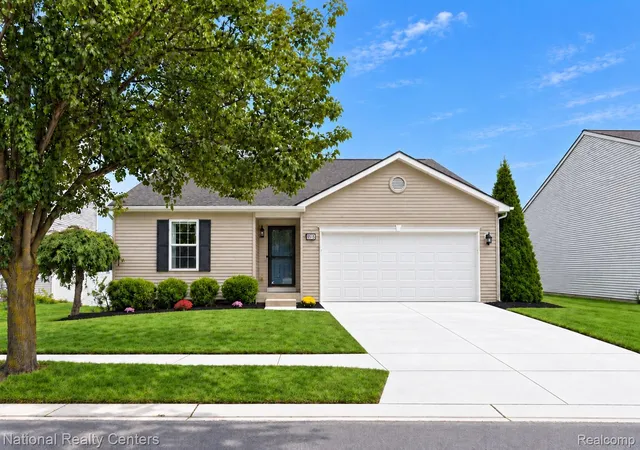 Photo 1 of Single family home for sale at 8515 Hawthorn Hl, Dexter, MI 48130 | MLS# 20261072106 | Listing updated on 2026-10-28