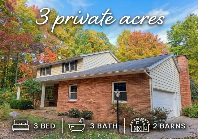 Single family home for sale at 2910 N 5th Street, Kalamazoo, MI 49009 | MLS# 66026047989
